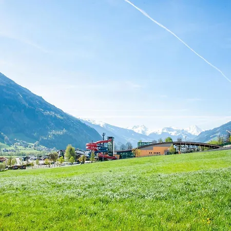 Appartement In Near Lift