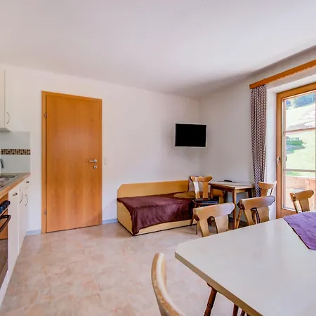 In Near Lift * Hainzenberg