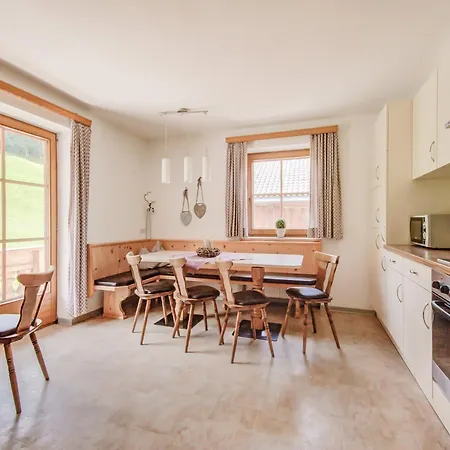 Appartement In Near Lift Hainzenberg